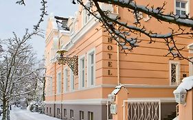 Hotel Adler